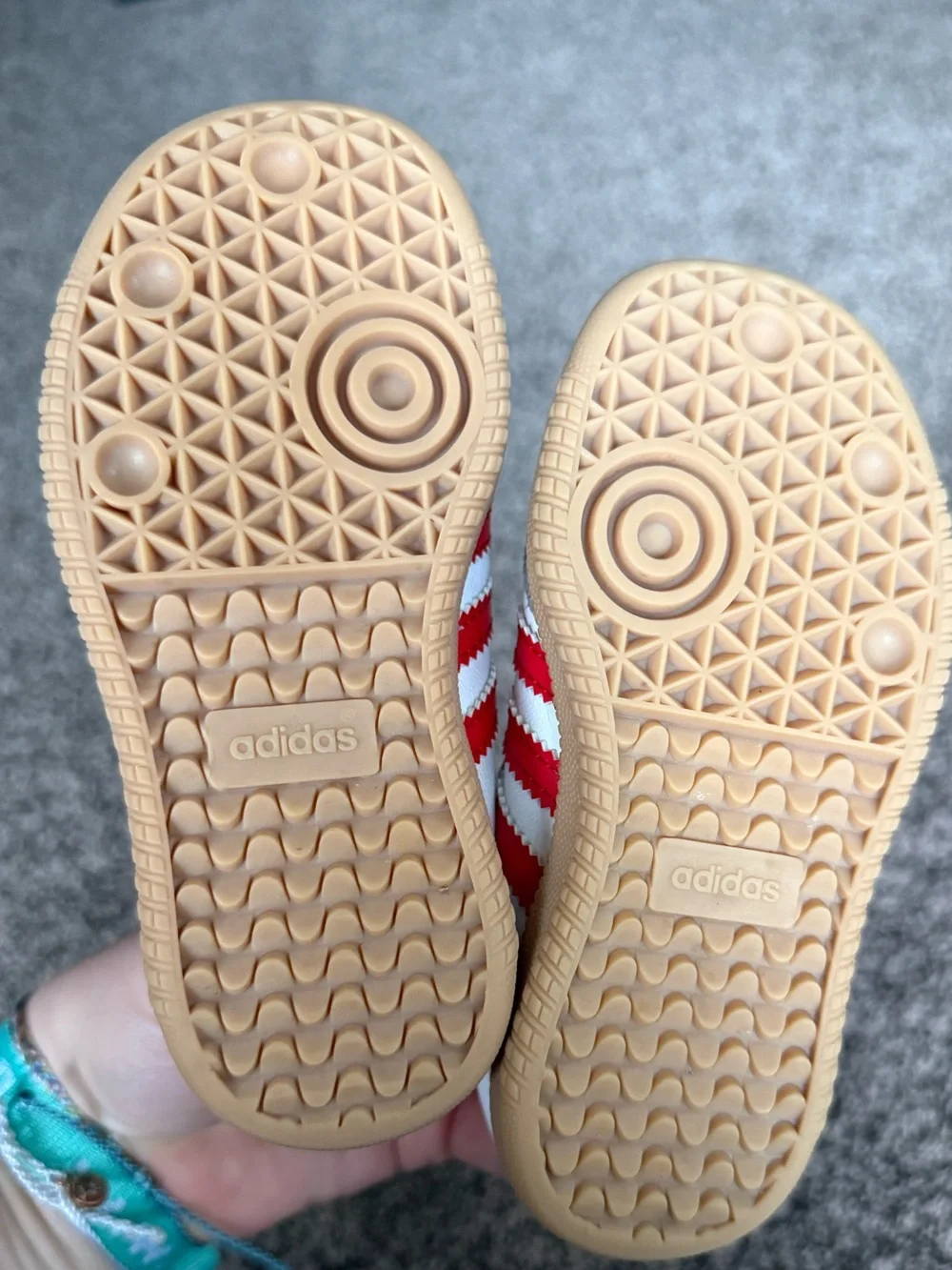 Adidas Kids White & Red Samba size 7 Leather Sneakers